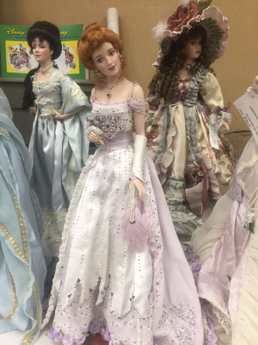 DenRetroEvents's tweet image. Have you heard of Pearl? She's at our show &amp;amp; she's BEAUTIFUL!Toy &amp;amp; Doll Supershow, NOW Ramada Plaza Denver North I-25 at 120th #Pearl #Dolls