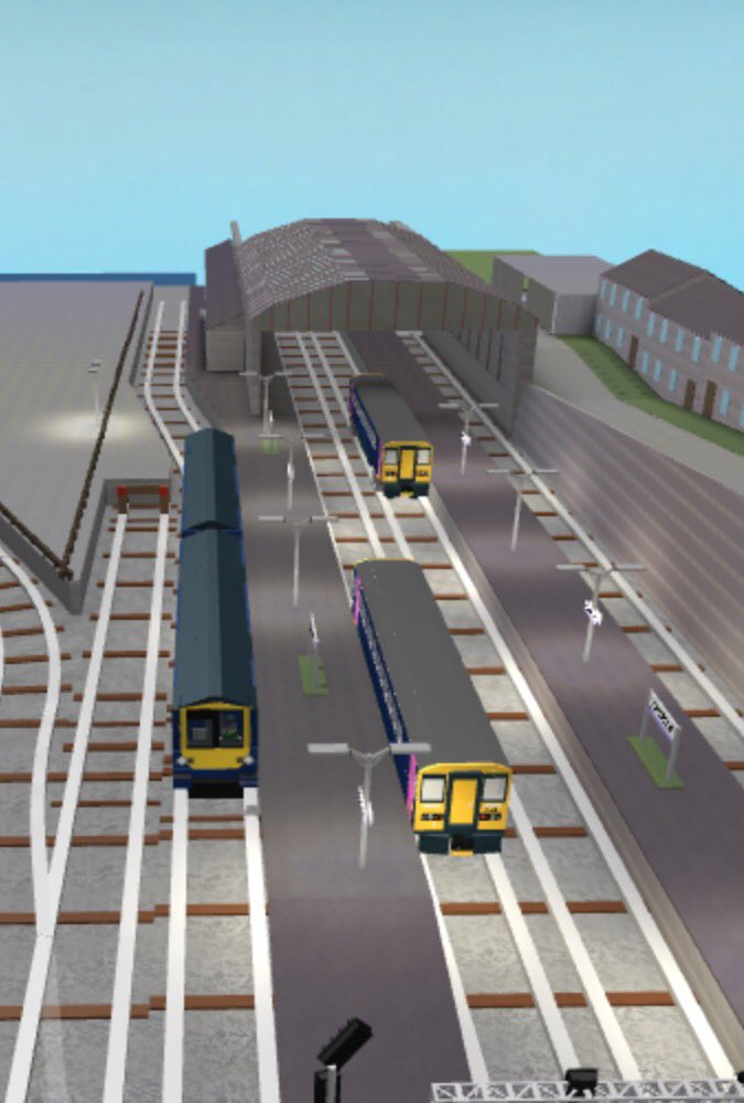 TortieRBLX's tweet photo. Lovely mini shift at @FirstGW_RBLX #TONIGHT and a lovely visiting 170 welcomes by the class 153s in the platform @1r1shOperator https://t.co/rcfkiDO4IC