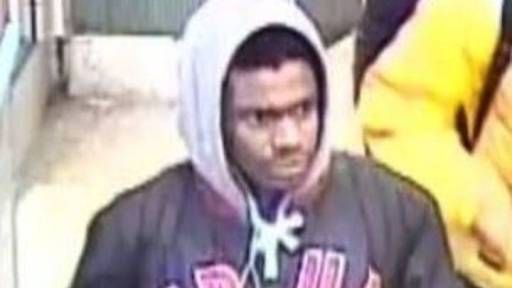 transittoronto's tweet photo. 04/08 Three suspects sought after hurling racial insults, robbing 2 boys at #UnionStn | via @globalnewsto https://t.co/hifn5r7AJN https://t.co/NWVX1wpGKL