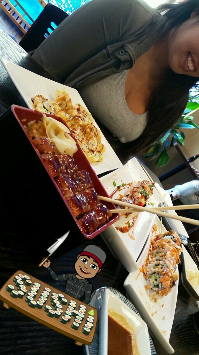 deletethisfaka's tweet photo. When you're with me, you'll never be hungry. 😉🍴 @rayvaneee https://t.co/FXHeKuhZ7D