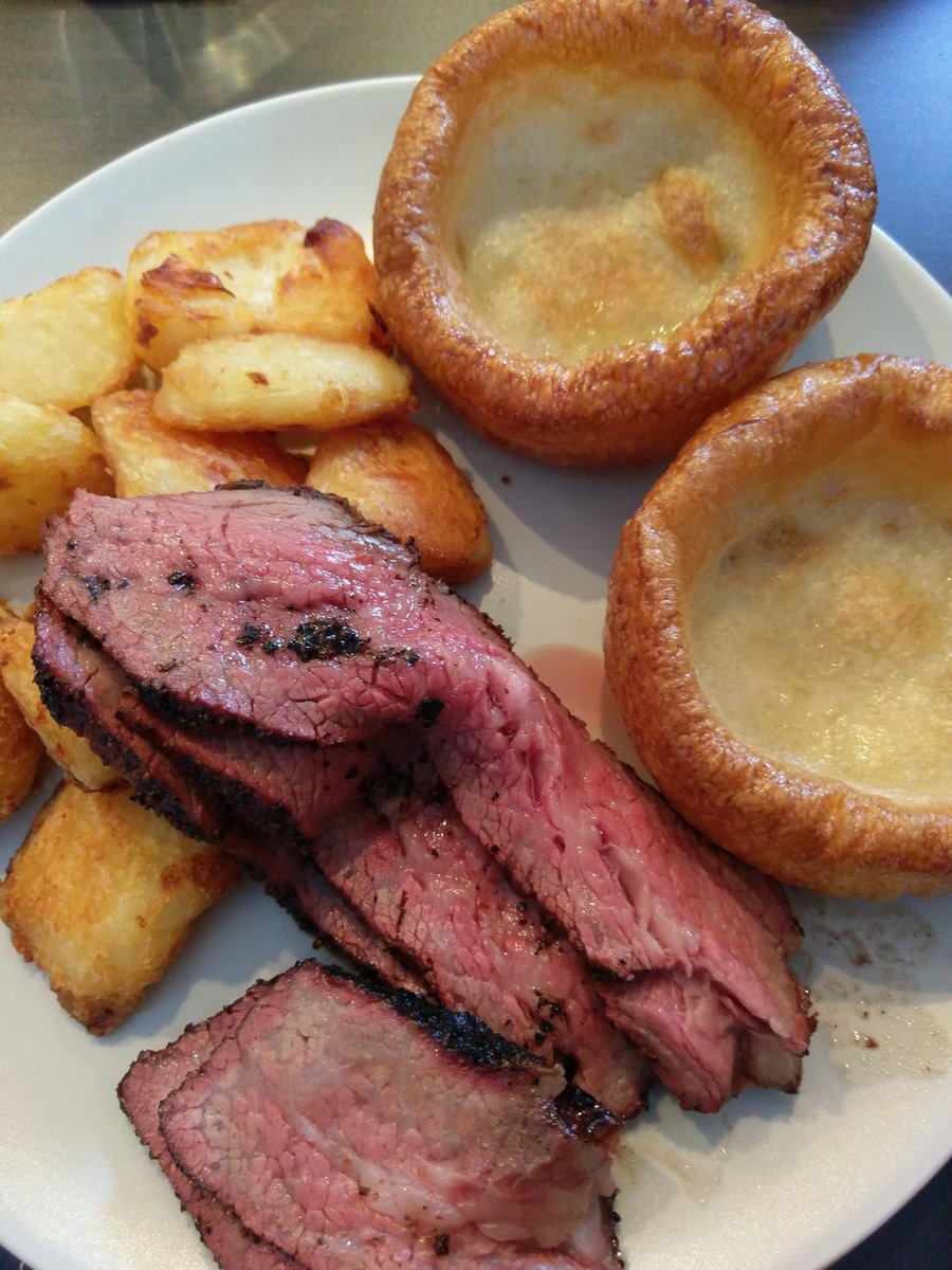 ArtustBBQ's tweet photo. So happy with this one. BBQ Tri-Tip as our roast.
Nice crust outside. Medium/Rare? inside.
Bacon fat roast potatoes and Yorkshires. https://t.co/sbvuf9SnrO