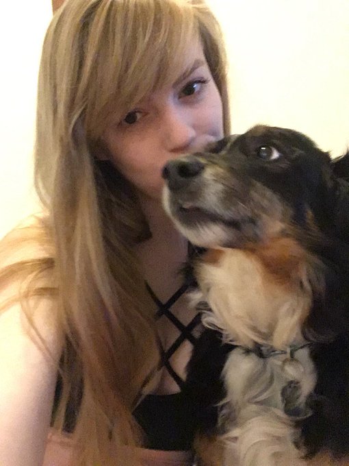 Look at how cute my pupper is https://t.co/K8JQ4CCSNz<a href="/tag/wcw"class="tags"><span>#wcw</span></a>