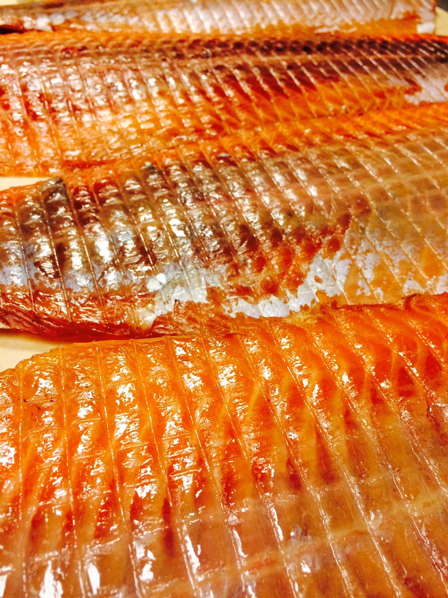 BonAppetitAbbey's tweet photo. Taking it all off & opening R options to a different presentation of R house #smoked #salmon #skinnless #boneless 2x the #pelico #eat it all https://t.co/pJHtz823AG