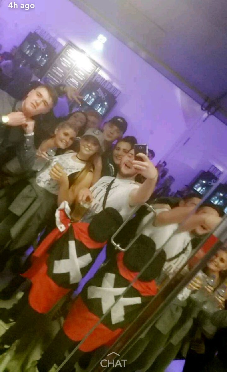 bolt_bolty's tweet photo. Squad photo #amf2016 #ade2016 #top100djs #djmag #hardwell #fuckthedjmag 🎵🎵🎵🎵 https://t.co/11Mtc2wfHQ