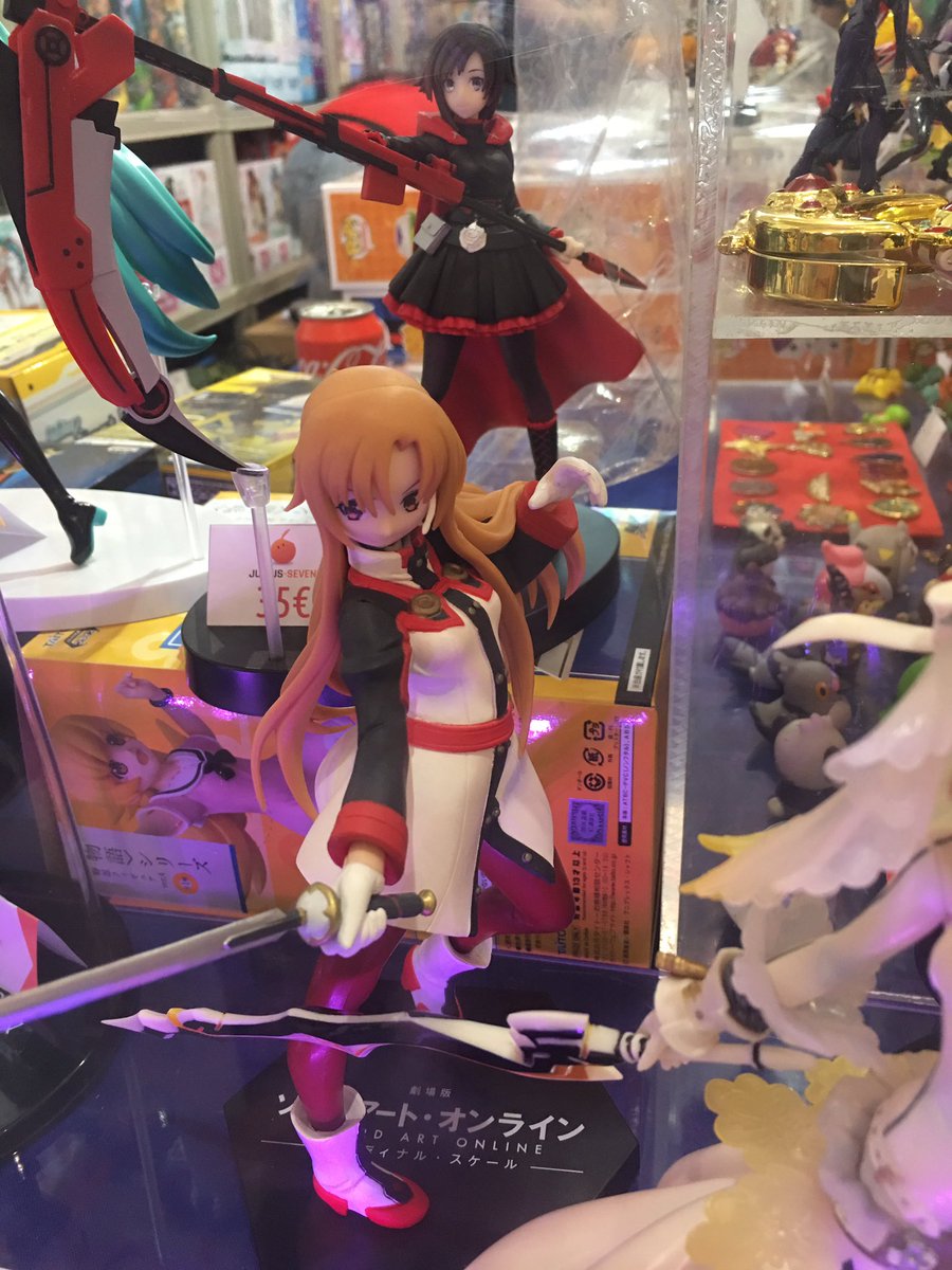 kisacullen's tweet photo. Me encantó la figura de Asuna de #SAO_OS que tenía @JuniusSeven en @FicZone 😍😍 https://t.co/ltzyX7YNd5