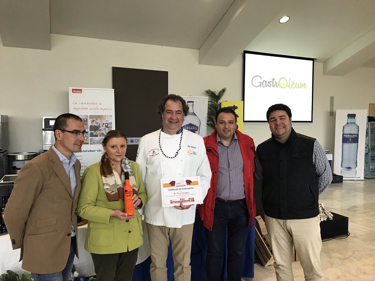 FiroVazquez's tweet photo. Gracias por vuestro trabajo @makroESP @GastrOleum en #Asturpaladea ; https://t.co/ugOoSfZubN