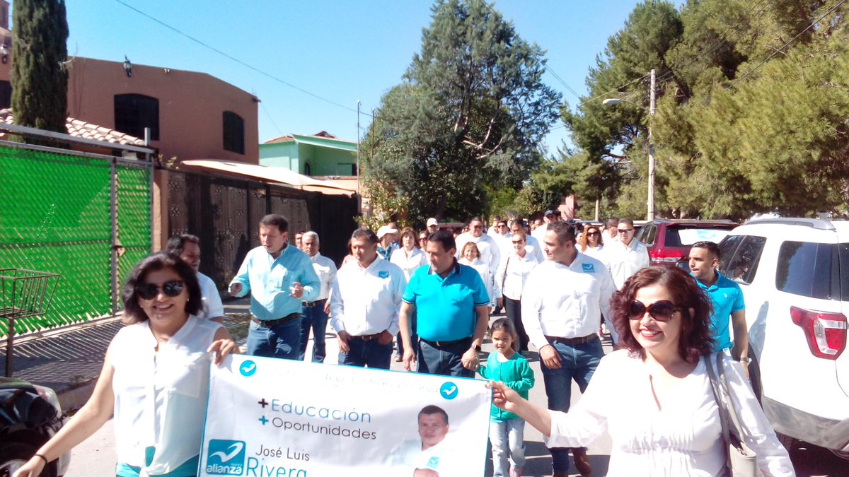 chuy_flavio's tweet photo. Arrancamos con éxito!!
#maseducacion 
#masseguridad @NuevalianzaCoah 
@JLRiveraRosas38 @cmoreira38_5 @xicotencatl38 https://t.co/M1dDqaj9uV