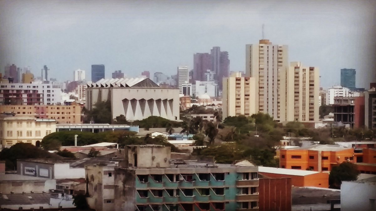 bololo_lab's tweet photo. #PáraleBolas Es Abril de #FullBarranquilla. Pilla https://t.co/h7n0HwzHWp #Barranquilla https://t.co/LiC5EyVrwk