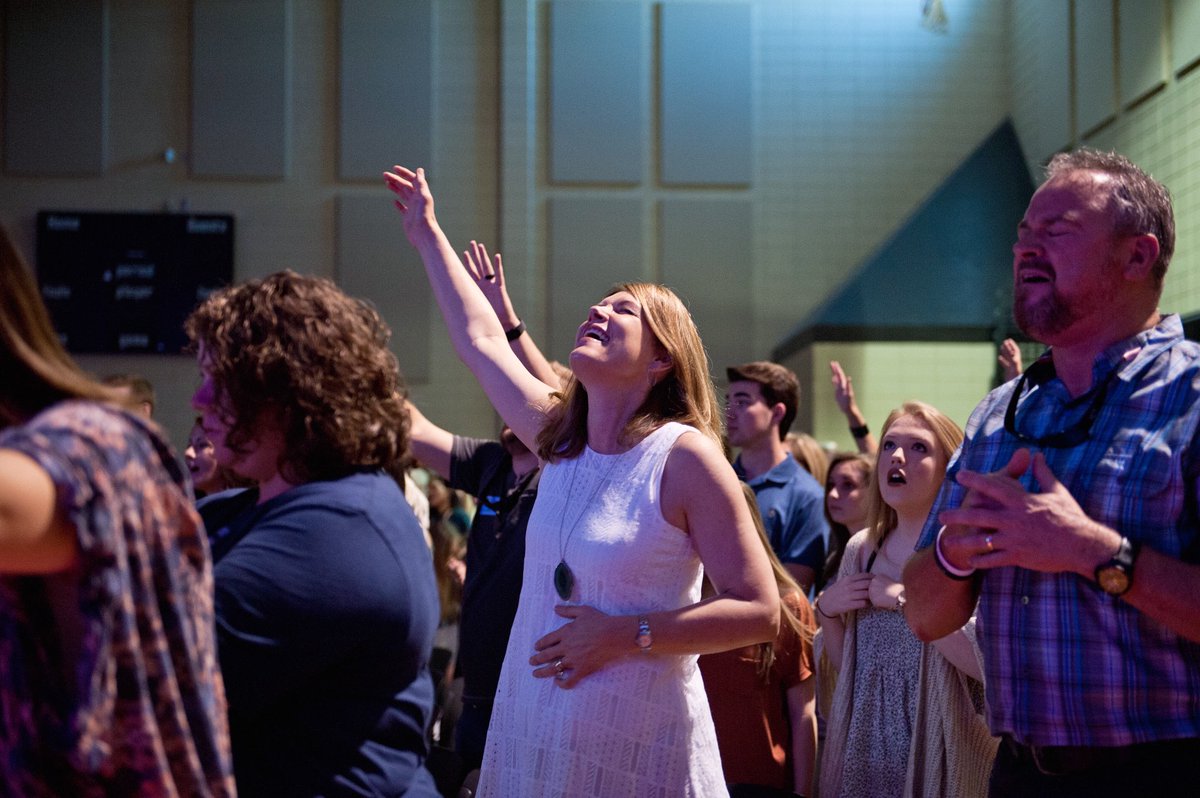 HighlandsAL's tweet photo. So excited to worship with our McCalla Campus family for the first time this morning! God is going to do great things here. #HighlandsMC https://t.co/2aWLsx1FyH