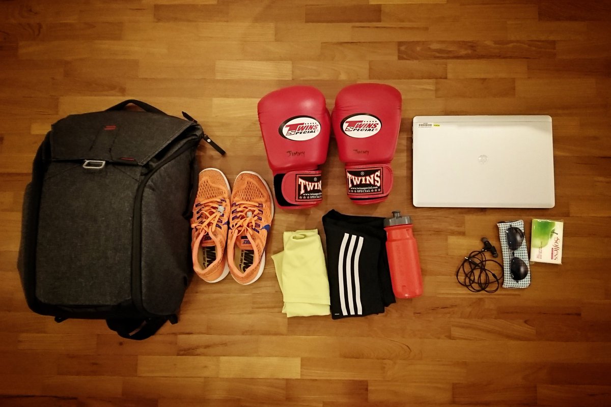 LoveMirrorless's tweet image. Using my #peakdesign #30L #everydaybackpack as gym bag. @peakdesignltd