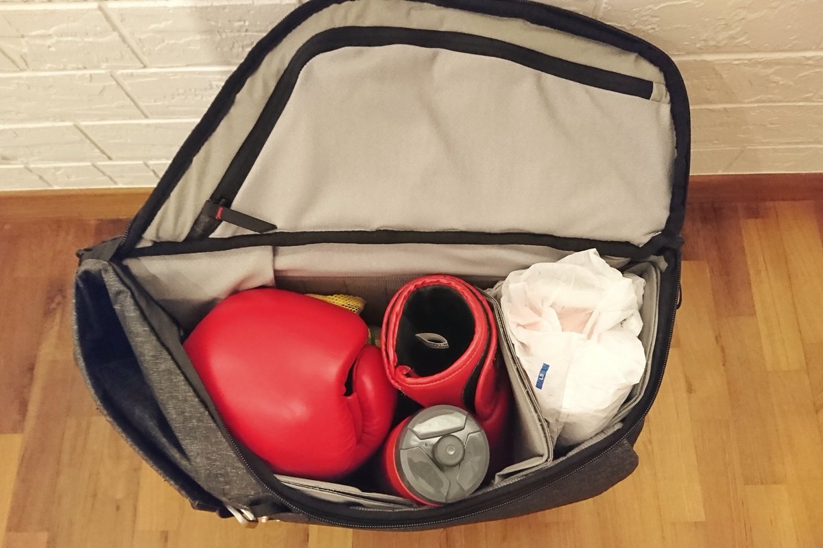 LoveMirrorless's tweet image. Using my #peakdesign #30L #everydaybackpack as gym bag. @peakdesignltd