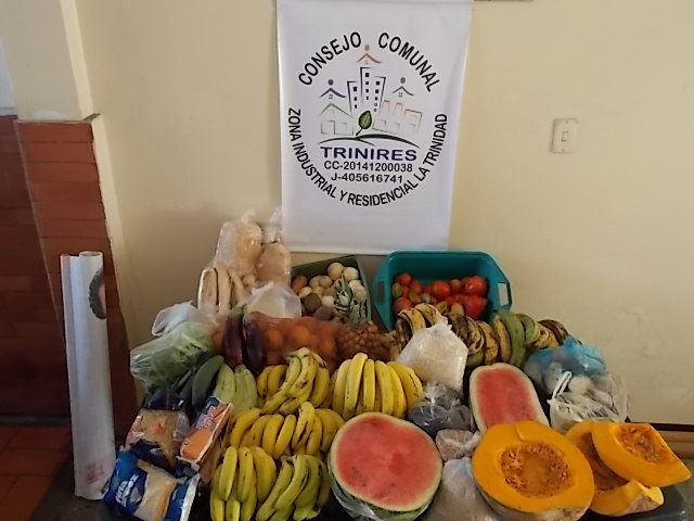 CCTrinires's tweet photo. Mil gracias a la comunidad y comerciantes del mercado La Trinidad por el donativo para los niños del Lino de Clemente @RedOrgBaruta https://t.co/ApsVEJqaaL
