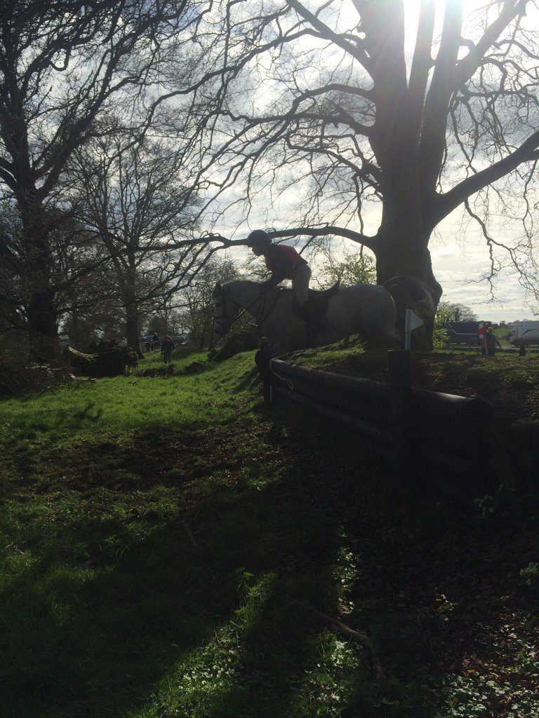 Emer__Lynch's tweet photo. Amazing day to enjoy @RahinstonEvents @RahinstonStud #huntertrialing #SpringSun #CountryLife #amazingVenue #Meath https://t.co/8pbovsdqZT