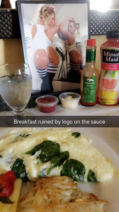 If your eyes go straight to logo... that's your team and I hate you😂🤣🙌... just kidding kinda lol Go @Chiefs<a href="/tag/startrek"class="tags"><span>#startrek</span></a><a href="/tag/trekkie"class="tags"><span>#trekkie</span></a><a href="/tag/jaylah"class="tags"><span>#jaylah</span></a>