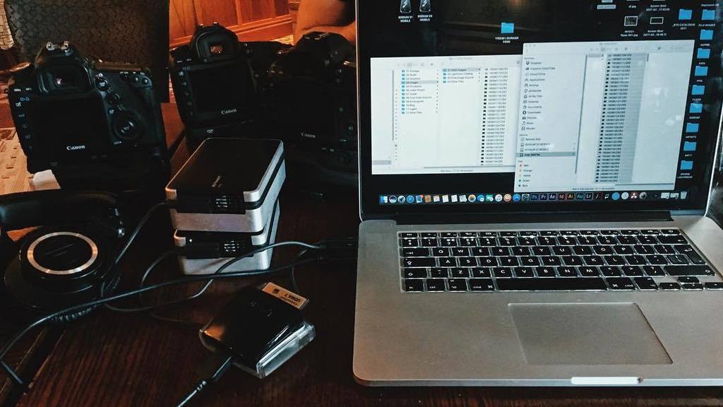 SodiumFilms's tweet image. More footage and more stills to download and backup. #workflow #folderstructure #backup #mobileoffice #dit #macbookpro #westerndigital #can…