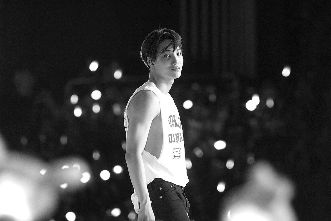 kai_sentence's tweet photo. 사랑해 You are my sunshine
그리고 나의 자랑
모든 게 다 변해도 내가 여기 있을게
너는 널 사랑해줘 그리고 날 믿어줘
(소란, Sunshine) https://t.co/ivZCdje7ma