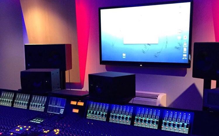 OMusicRecs's tweet photo. Our studios... π¬π
#O2MusicRecs #O2MusicMgmt #music #studio https://t.co/f4wruzeE9u