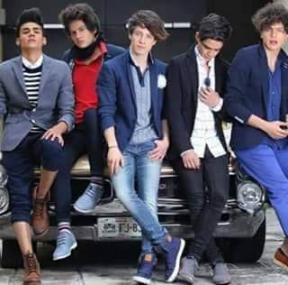 coderfrineth991's tweet image. #4AnosDeCD9 mis niños cuanto han crecido quisiera regresar el tiempo donde eran pequeños niños siguendo su sueño❤😥