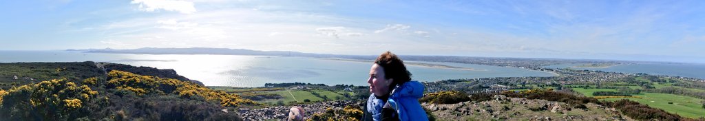 Christobol1's tweet photo. Taking in the sights #WalkAboutIreland https://t.co/PCUUoWV1It