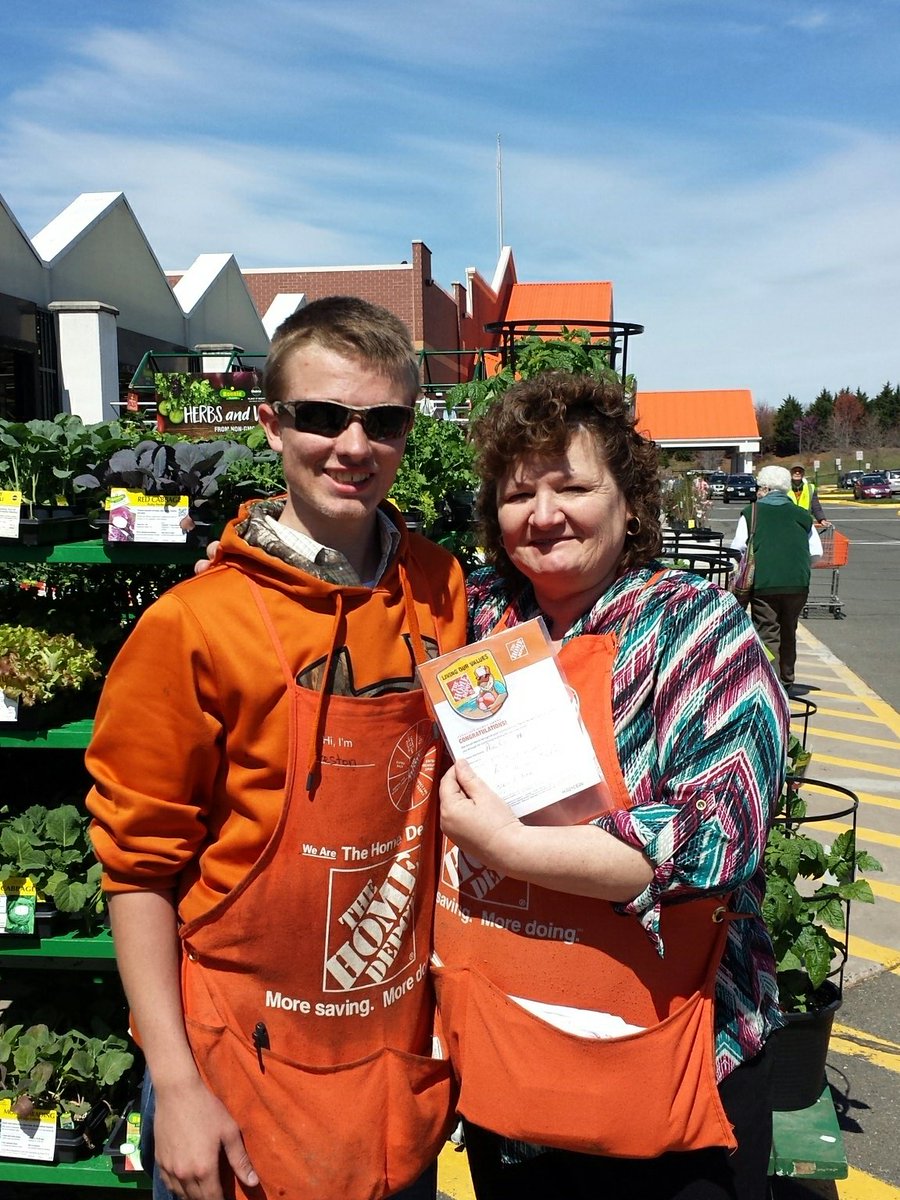 Robin Mitchell tweet media