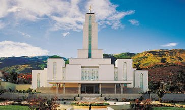 ldsconf's tweet photo. We have 5 new temples to add to this list but here are all of the other LDS Temples throughout the world: https://t.co/3qWyYCASVi #LDSConf https://t.co/X7viQNouCu