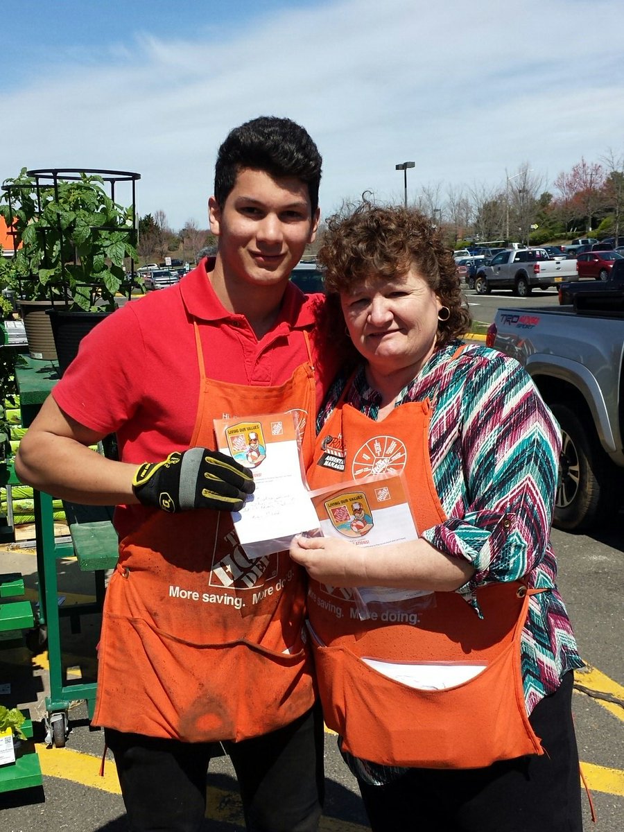 Robin Mitchell tweet media