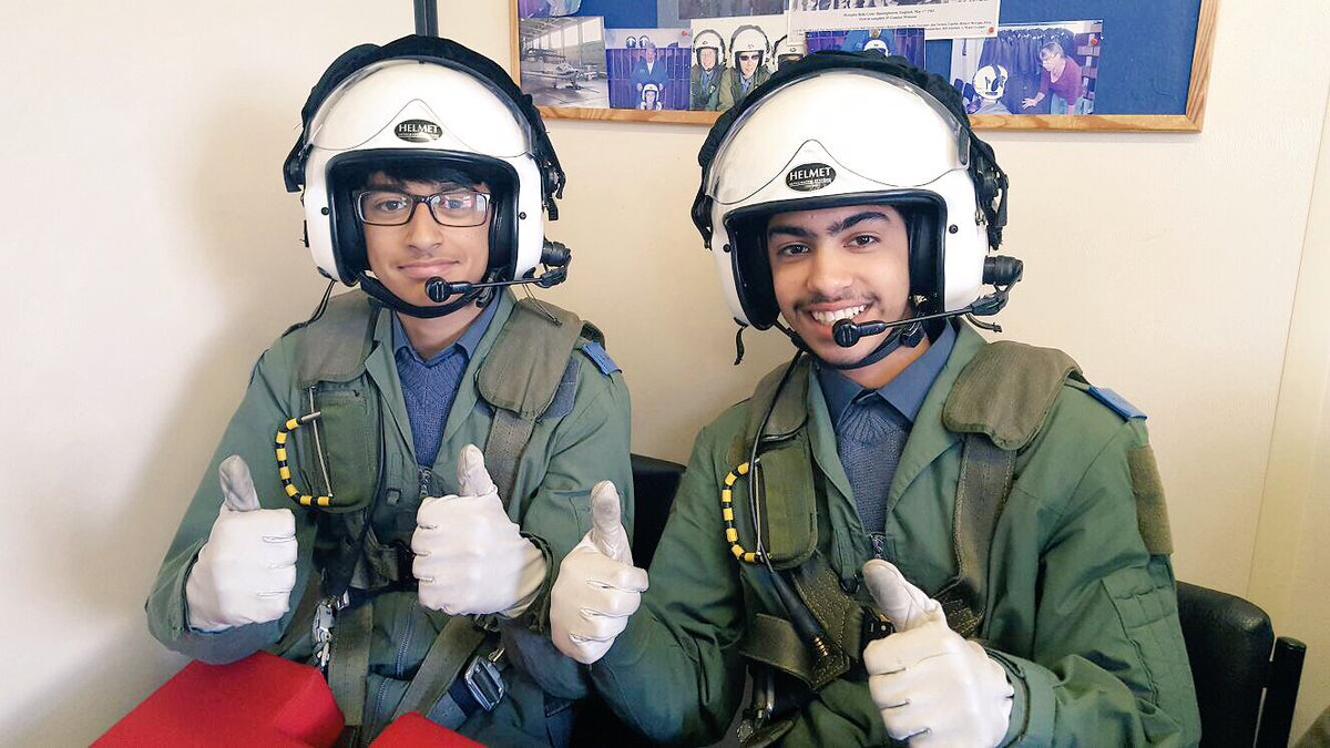1846Southall's tweet photo. Beautiful weather for Flying! First time flyers from @1846Southall ready to GO! @RAFBenson #6AEF #WhatWeDo https://t.co/cut3xq6GMa