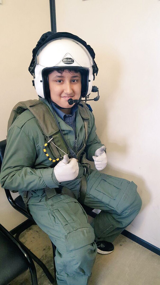 1846Southall's tweet photo. Beautiful weather for Flying! First time flyers from @1846Southall ready to GO! @RAFBenson #6AEF #WhatWeDo https://t.co/cut3xq6GMa