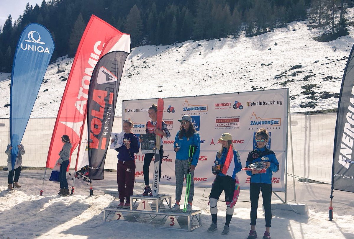 SRDteamNL's tweet photo. Mooie 4de plaats behaald vandaag door onze ski-racer Sophie van Vuuren #Kidstrophy @SkiZauchensee. Gefeliciteerd! https://t.co/DGlcr2HXhQ