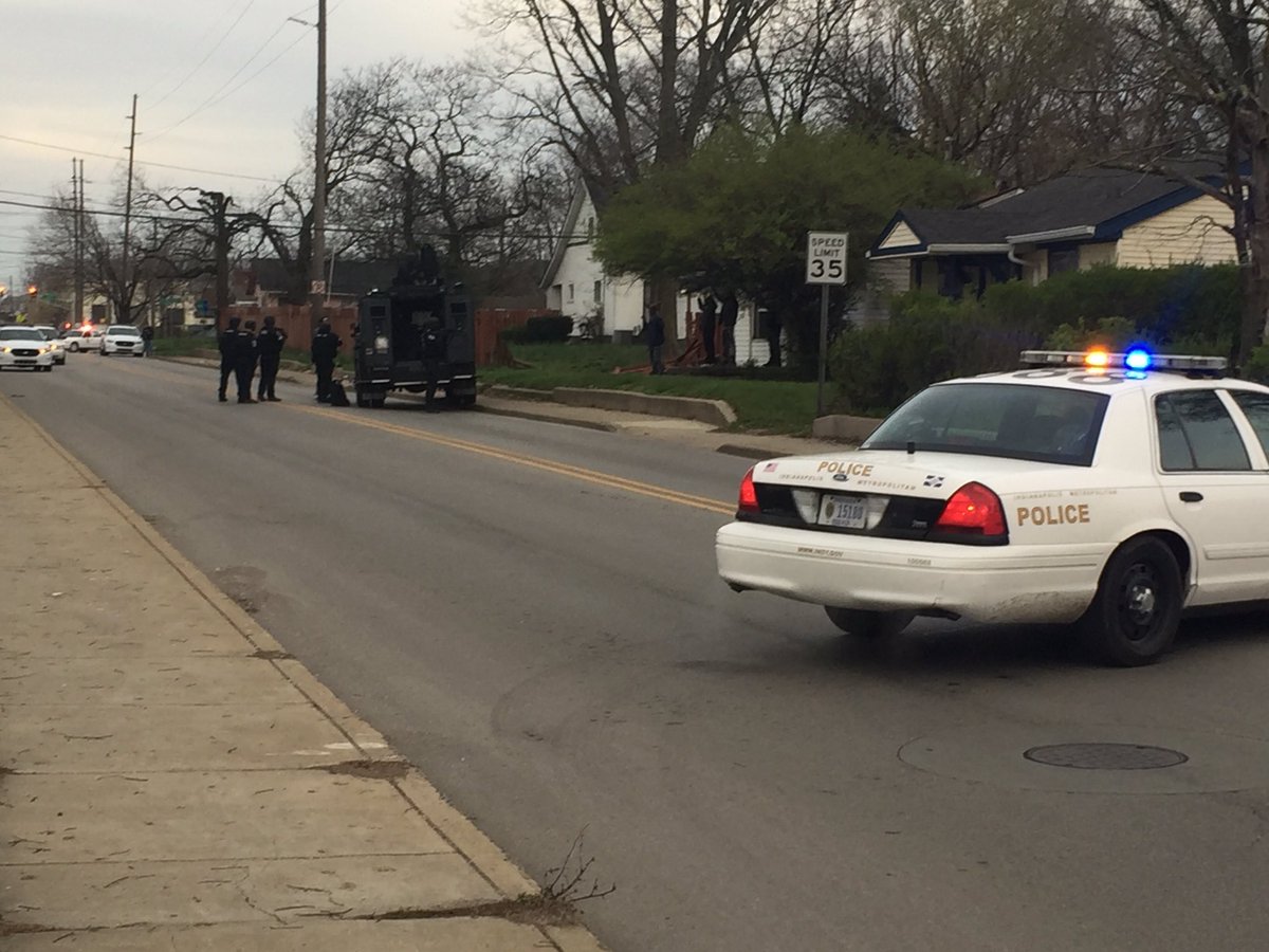 emilyapace's tweet photo. UPDATE: Several people coming out of house after SWAT orders them to come out. @rtv6 https://t.co/m4Jf45rqIA