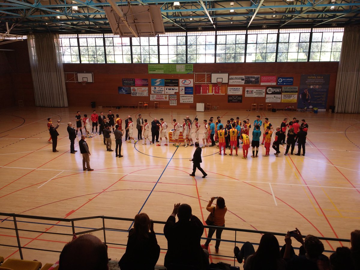 carlosbserrano's tweet photo. @ffrm_es Sub19 Subcampeona de España ante un gran rival. La descarada ayuda arbitral también ha penalizado a los nuestros. Grandes !!! https://t.co/CLD1hS1huY