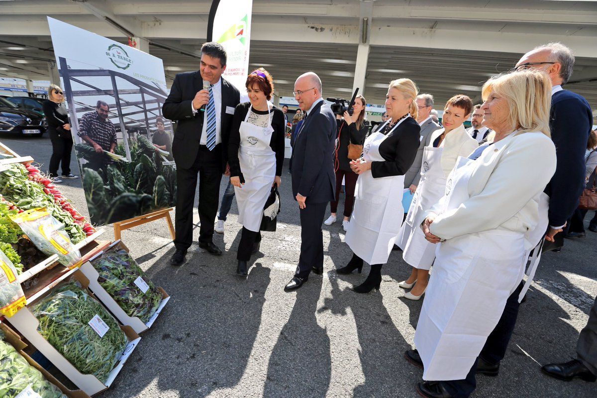 actualites_nrv's tweet photo. L'agriculture est un atout majeur du #Département06
Il faut produire local et soutenir les circuits courts @ECiotti
#06Atable
nice #Nice06 https://t.co/mZxZIPE5SY