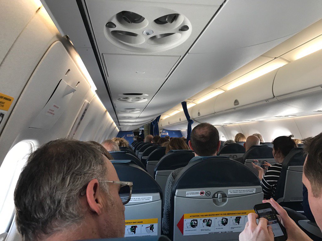 Op naar de tv beurs in Cannes met <a href="/Jan_Slagter/">Jan Slagter</a> <a href="/OmroepMAX/">Omroep MAX</a> @michelnillesen <a href="/KroNcrv/">KRO-NCRV</a> Frank Barendse en vele anderen...