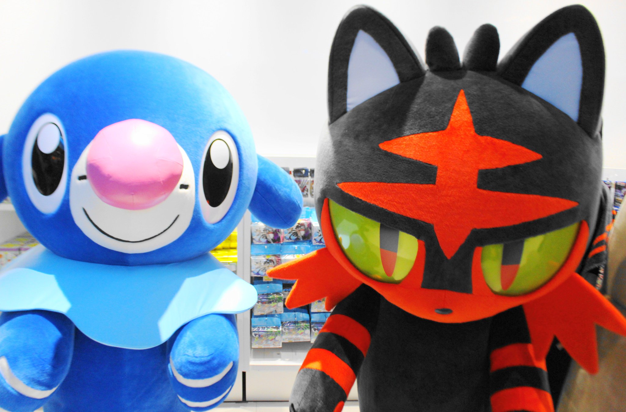 ろびん Robin Please Take Me In To Your Balloon And Play With Popplio ポケモンセンタースカイツリー アシマリ