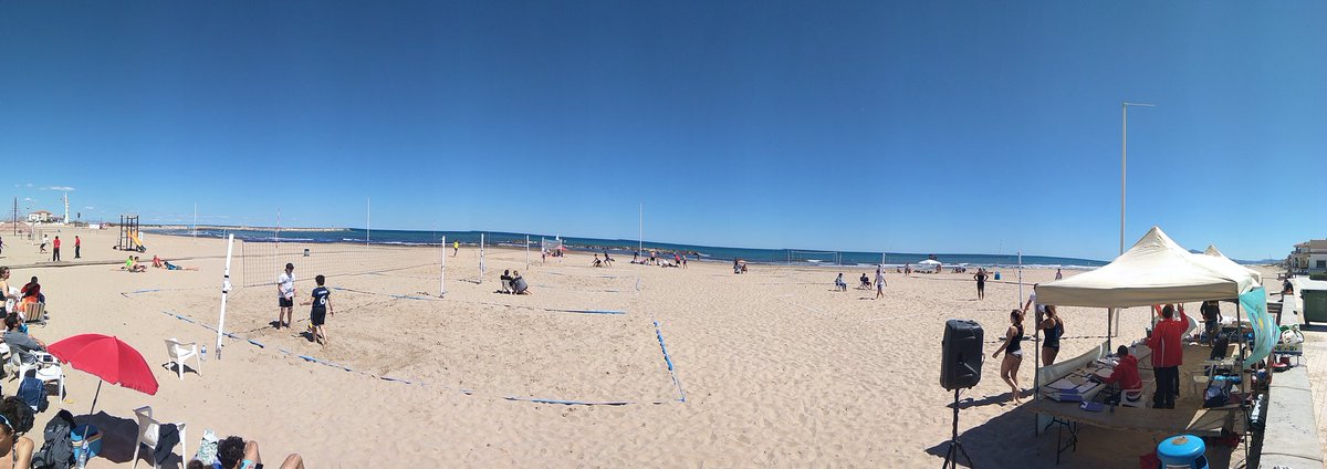 runningfoot's tweet image. Domingo de Voley Playa 🌞🏖🏐