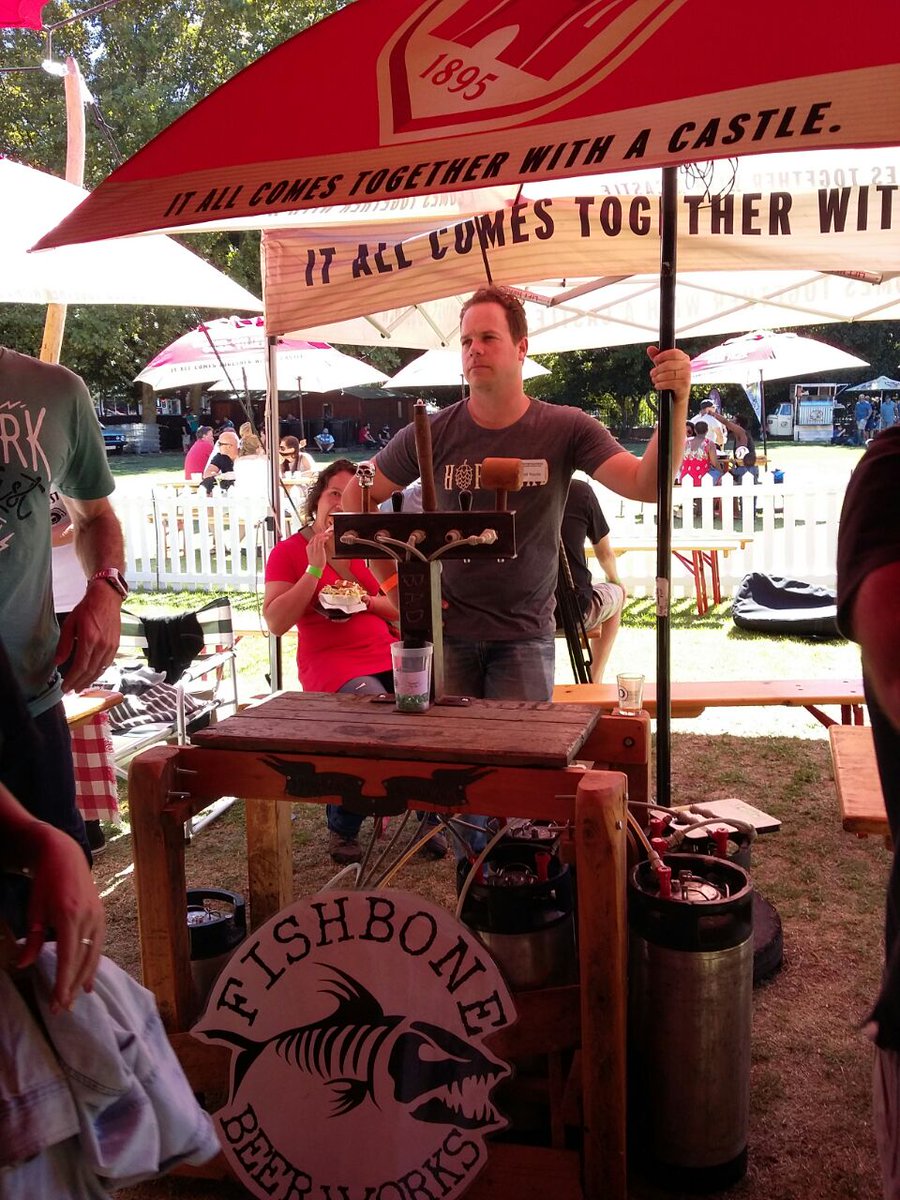 bevPLUS_ZA's tweet photo. We're having a great time at today's @SouthYeasters #SummerFest... party kegs out in full force. #JustBrewIt #bevPLUS #beerPLUS https://t.co/wuqW1np6lA