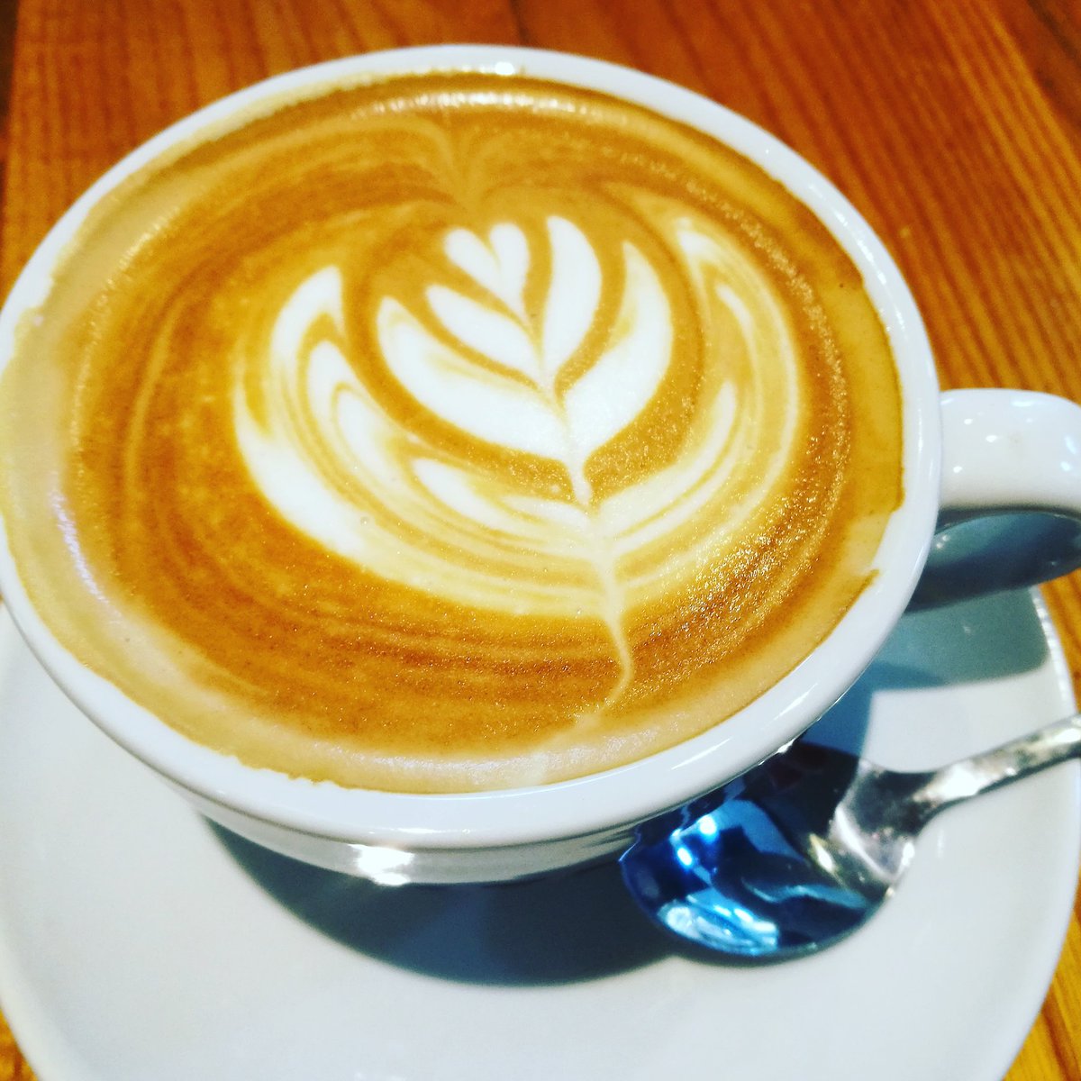 afternoon_tees's tweet photo. #flatwhite in @CostaCoffee in #middlesbrough. Love the art on top! #adrinkaday https://t.co/FrRfXY1IEE