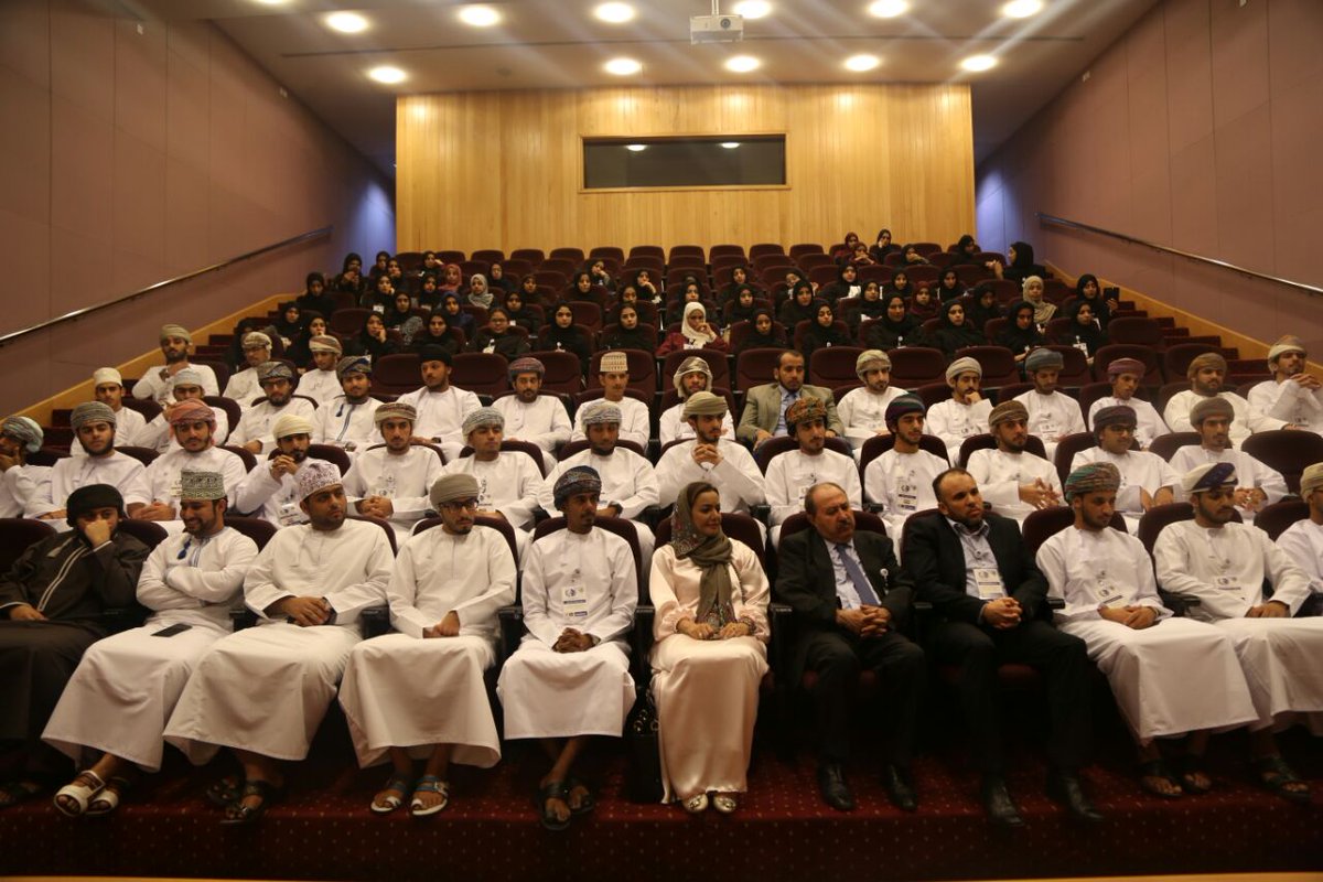 wagulf's tweet photo. جامعة السلطان قابوس تختتم برنامج نموذج الأمم المتحدة للشباب -  https://t.co/L2R4AShcZZ https://t.co/6koVbNlpAz