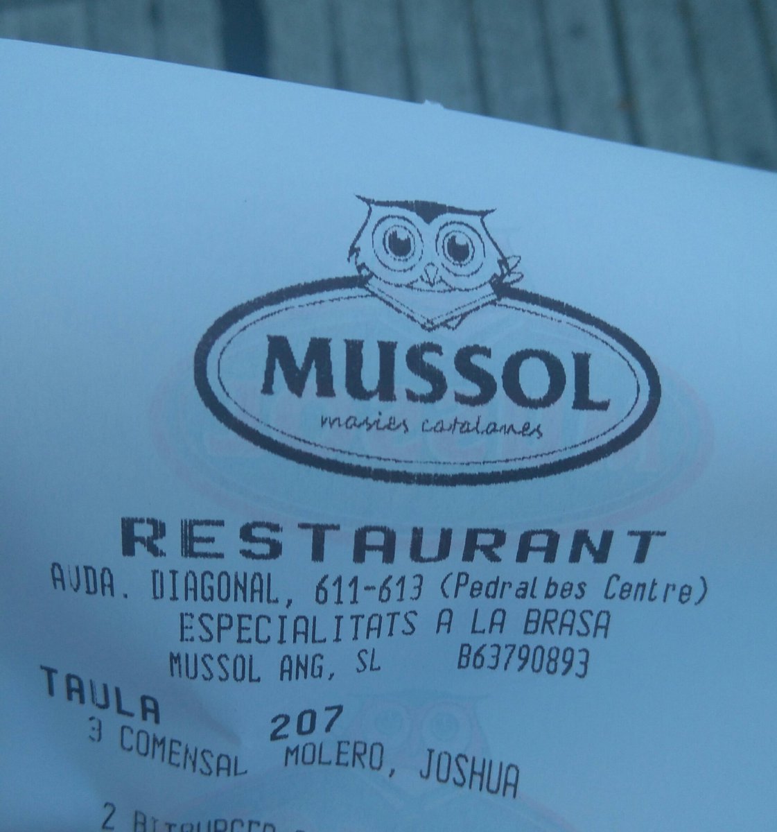 oscar_m's tweet photo. Lugares donde tratan de exprimir al máximo el beneficio por encima de tratar con honestidad al cliente. #angrup #mussol https://t.co/RB8h9FRFYW
