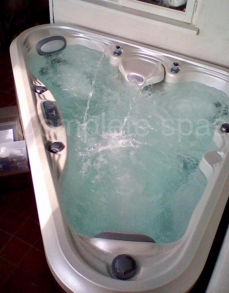 completespas's tweet photo. Got a tight spot? We've got a spa to fit! This week we installed this fabulous Rendezvous from @marquisspas #hottub #spa #completespas https://t.co/6BR7n8NxR3