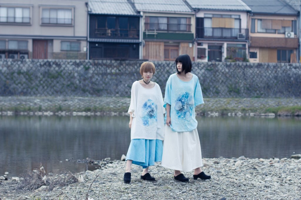 some0658's tweet photo. ●染 0658●

【春のプレゼント企画】

「風花(白/水)＆0658 original pants」

上下セットで2名様に。(お色はどちらか選んでいただけます。)

応募...0658(@some0658 )をフォロー＆このツイートをRT

〆...4/15 https://t.co/6E4pSzBI8V