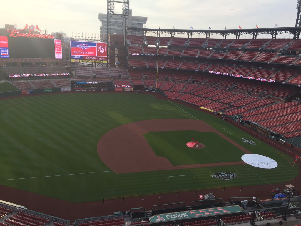 Cardinals's tweet photo. Good morning St. Louis! 

Less than 12 from first pitch and a forecast of ZERO percent chance of rain! https://t.co/NmiWT3K8Qb