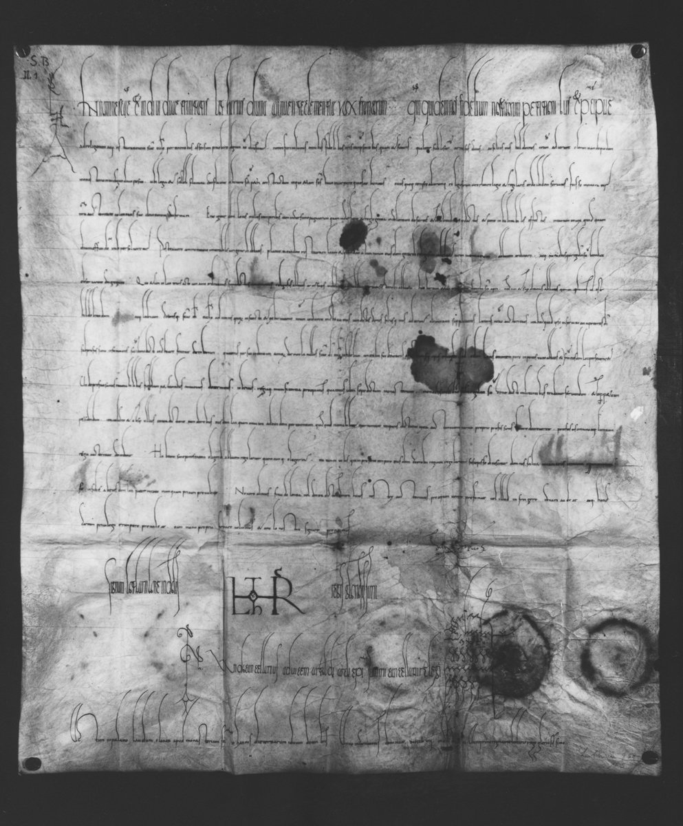 ProfLRoach's tweet photo. #CharterOfTheWeek: Recueil Lothaire, no.1, purportedly issued by King Lothar for Sint-Baafs (11.xii.954); probably forged in later 960s. https://t.co/DC0jocPg9Y