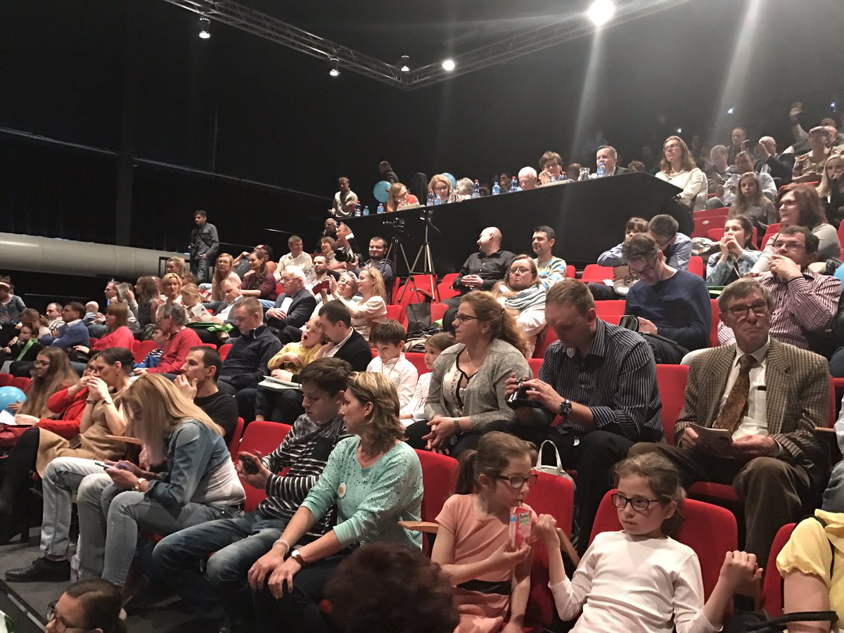 LevendeTalenPL's tweet photo. #wierszowisko #polskieszkoly @ForumFPSN https://t.co/LBMOioFQNo