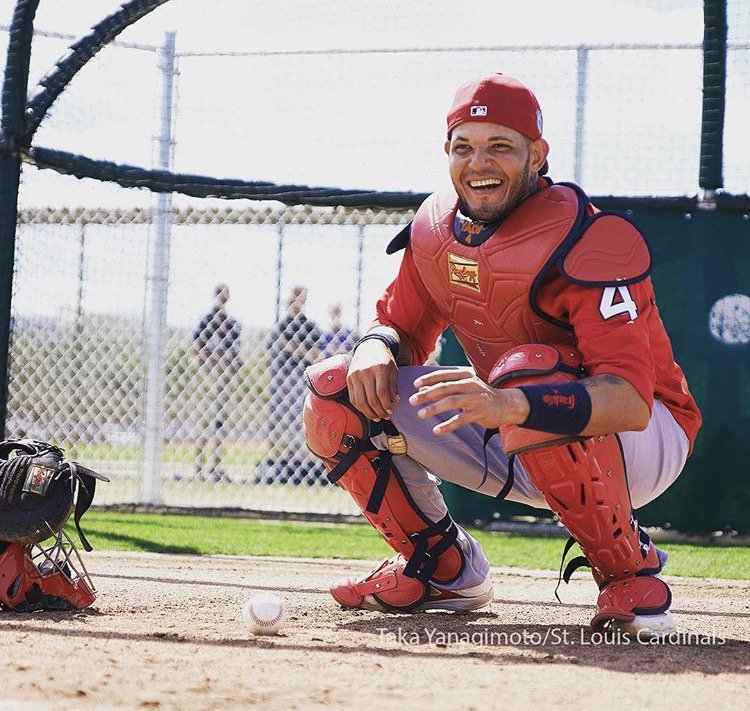 CardsNation13's tweet photo. It's official Yadier Molina has signed a 3 year contract extension! Press conference today at 1:00 at Busch Stadium! https://t.co/ewi4A3RBsu