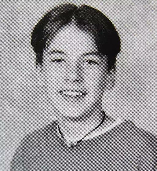 mishakaIeins's tweet photo. teenage chris evans is a fucking adorable little puppy https://t.co/kLQGHszdmz