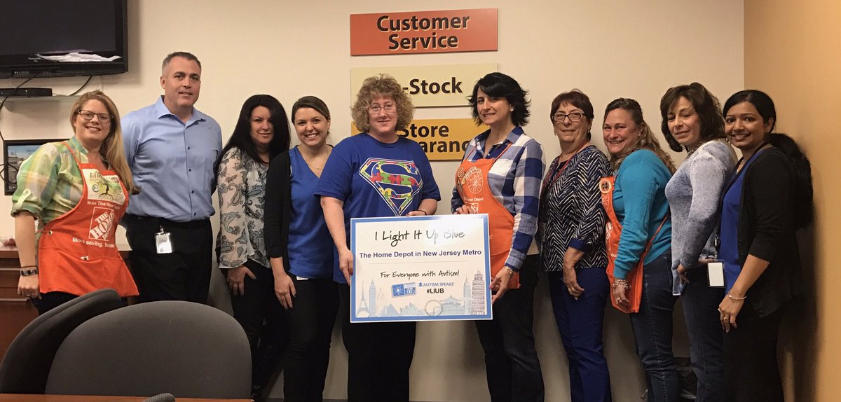 nyyroro's tweet photo. #THD #NJM supports #Autism @autismspeaks #LightItUpBlue #LIUB 💙💙💙💙💙💙💙 @L_Prisciandaro @HDProNJMetro @htbski @Lysseklu @thdShannon @kfilan34 https://t.co/9v8gM831ra