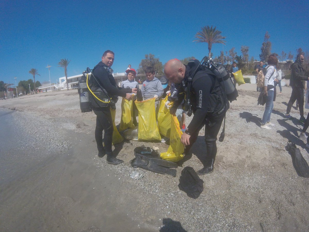 alexandros_venn's tweet photo. @projectaware #padi #Divingstore #scubadiving #Greece https://t.co/5OzkQBbYGU