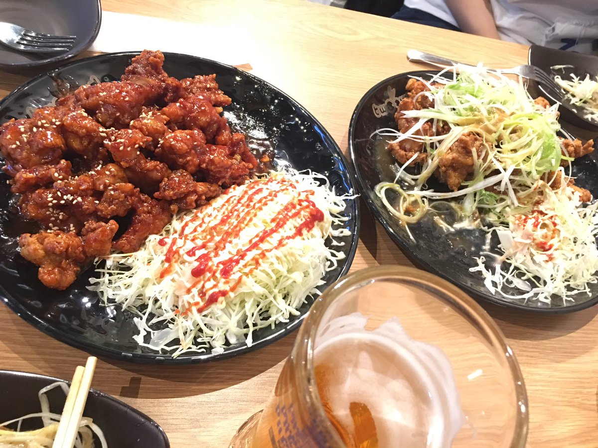 maru__rina's tweet photo. #新大久保 の #twotwochicken #둘둘치킨 🍗
行ってきた^_^
오빠にも少し久しぶりに会えたし
りいな(@ExRiina )も
ちゃんと働けてそうで紹介してよかった❤︎ https://t.co/xiTwduEQpQ