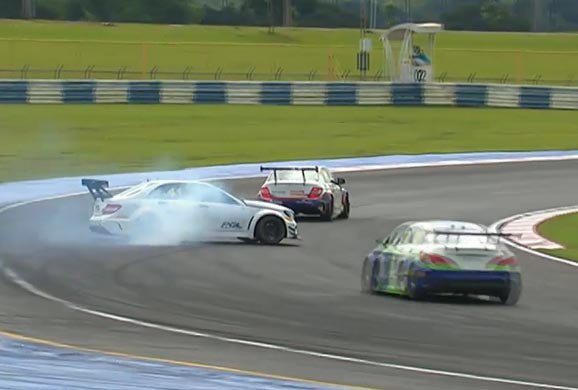 bandsports's tweet photo. AO VIVO: Assista agora à etapa de Goiânia do Mercedes-Benz Challenge >> https://t.co/ThbMGquVSs https://t.co/r64obxASpr